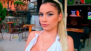 Colombiana es pillada en casa de apuestas viendo un partido del mundial