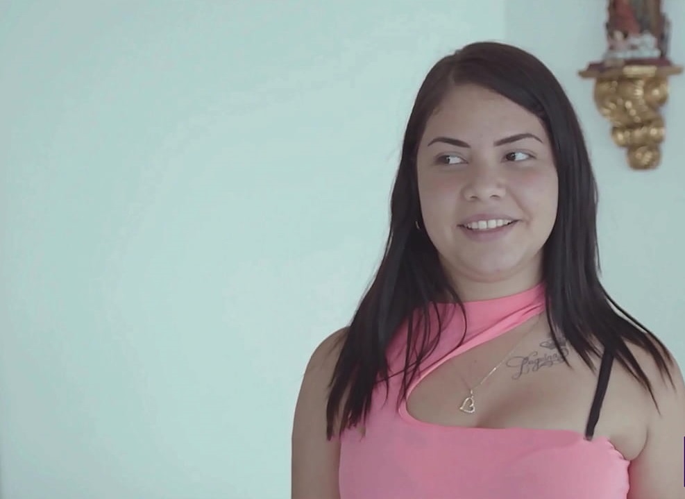 Inocente latina es engañada en Lima por unos cuantos dólares