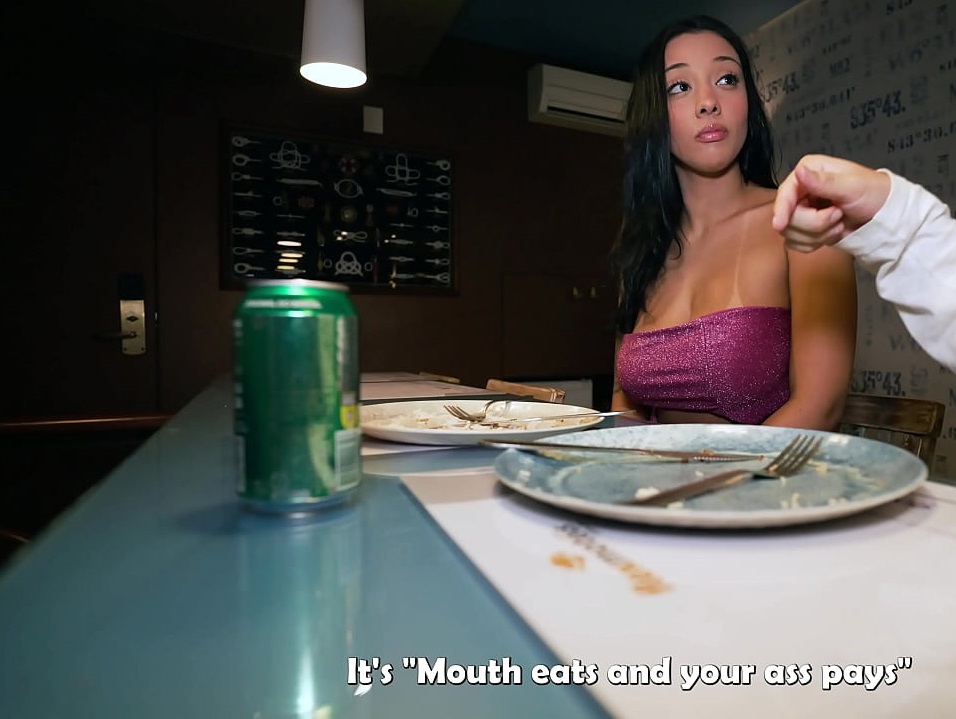 Propuesta indecente a la culona brasileña cachonda. ¡Págame con tu culo!