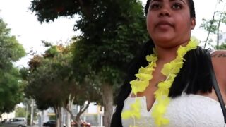 Tía Despechada folla por dinero en año nuevo