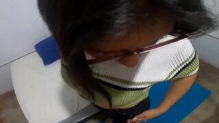 Hermosa joven Brittany viene a casting porque le encanta que la detonen